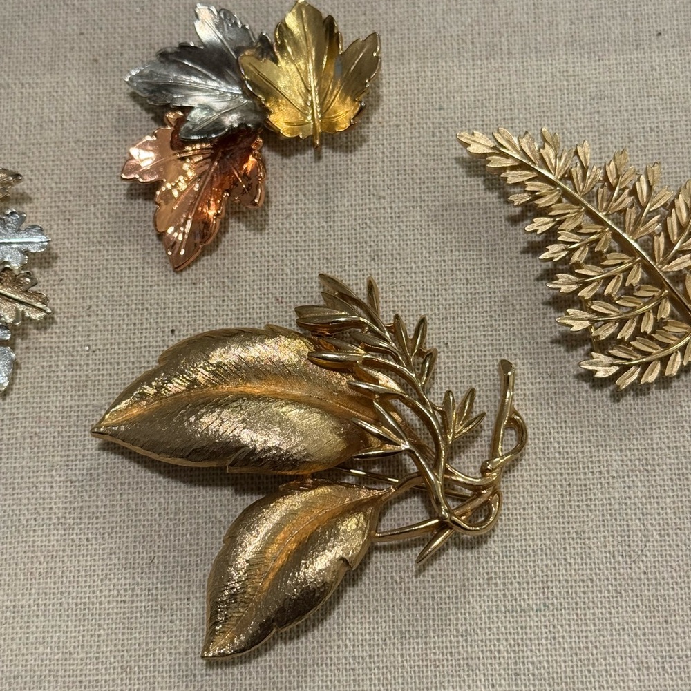 Four Vintage Leaf Brooch Bundle - image 3
